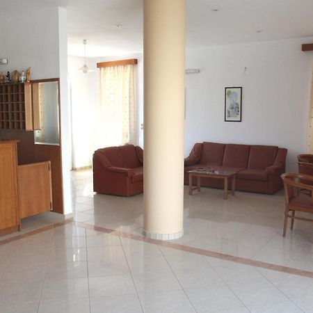 Dimitris Apartments Платаньяс Екстер'єр фото