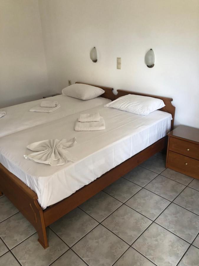 Dimitris Apartments Платаньяс Екстер'єр фото