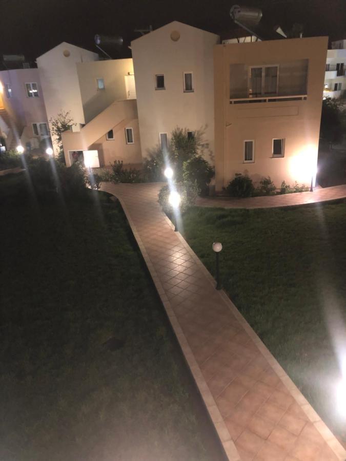 Dimitris Apartments Платаньяс Екстер'єр фото